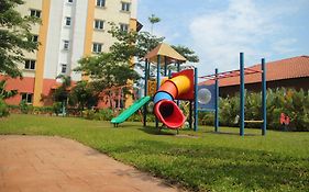 Suria Service Apartment-Hotel